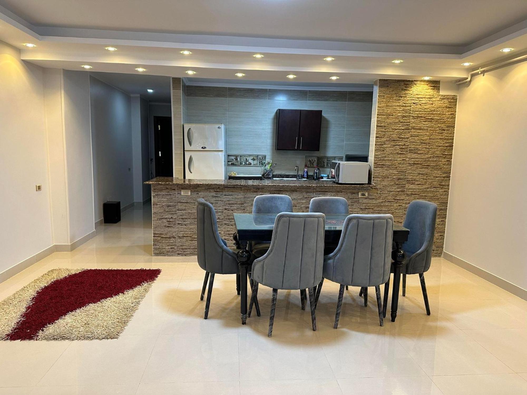 Comfy Luxurious Apartments In Central Location In Mansheyet El Bakry East Kairó Kültér fotó